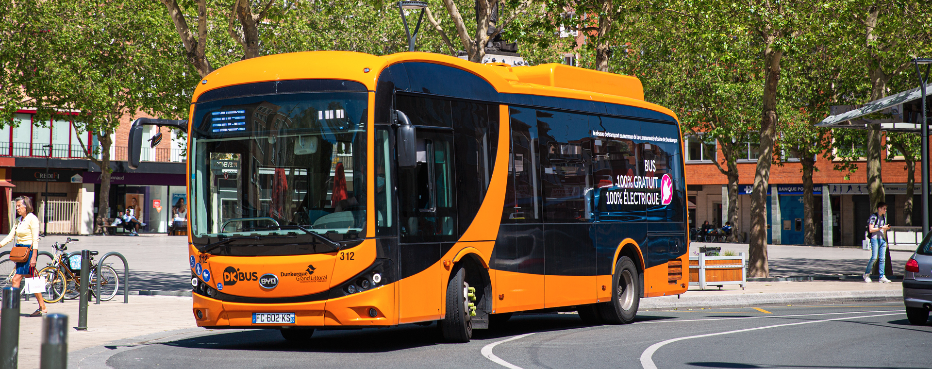 This is bus. Общественный транспорт транспорт. Современный общественный транспорт. Общественный транспорт в Мерсине. Публичный транспорт.